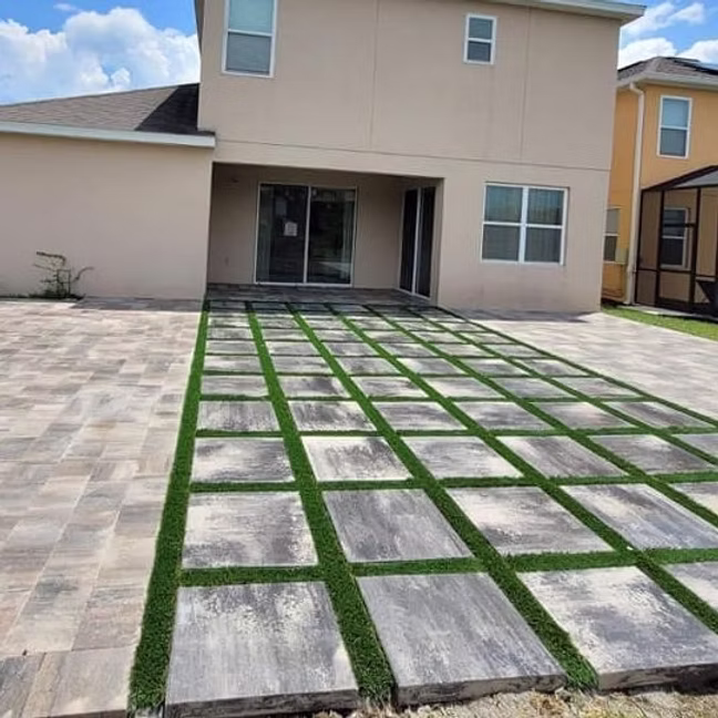 Screens and Pavers